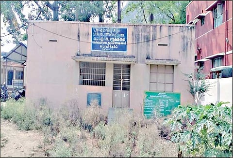 டாக்டர் நியமிக்கப்படாத கால்நடை மருத்துவமனை விவசாயிகள் அவதி