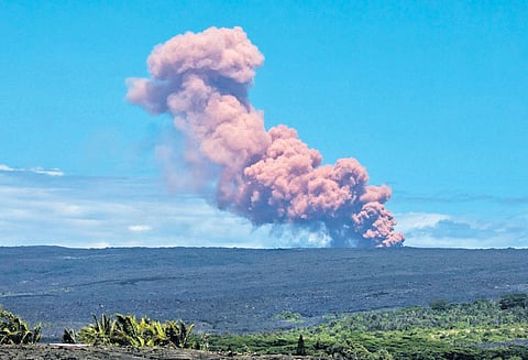 ஹவாய் தீவில் எரிமலைச் சீற்றம் நெருக்கடி நிலை அறிவிப்பு