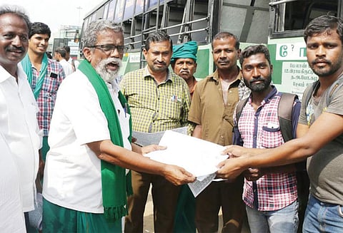 ‘சுப்ரீம் கோர்ட்டு உத்தரவை அவமதித்ததாக பிரதமர் மீது வழக்கு தொடருவோம்’ - அய்யாக்கண்ணு