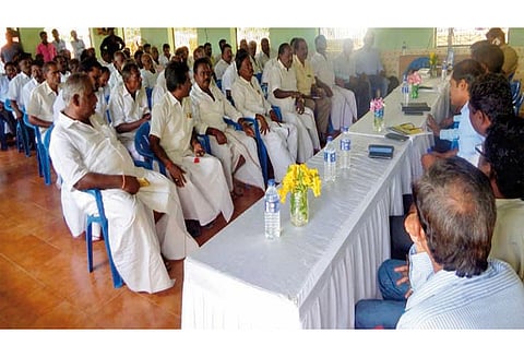 வாலாந்தரவை ஊராட்சியில் கருத்து கேட்பு கூட்டம்: கெயில் நிறுவனம் குழாய் அமைக்கும் பணிக்கு கிராம மக்கள் கடும் எதிர்ப்பு