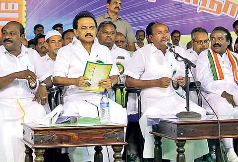 வியாபாரிகள் மீது மத்திய-மாநில அரசுகள் இருமுனை தாக்குதல் மு.க.ஸ்டாலின் குற்றச்சாட்டு