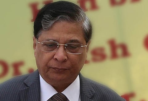 பதவிநீக்க தீர்மான நோட்டீஸ் நிராகரிப்பை எதிர்த்து வழக்கு: சுப்ரீம் கோர்ட்டில் இன்று விசாரணை