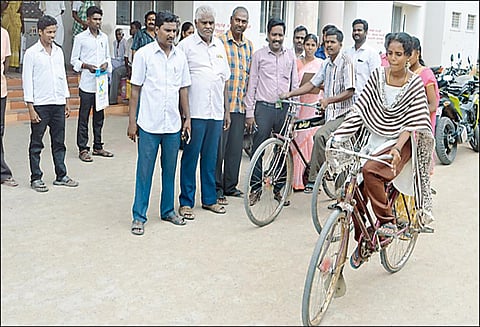 விழுப்புரத்தில் கிராம உதவியாளர் பணிக்கான நேர்காணல்