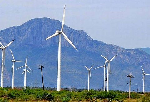 ஆண்டிப்பட்டி பகுதியில் காற்றாலை மூலம் மின்சார உற்பத்தி அதிகரிப்பு
