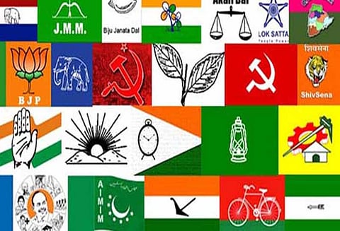 2016-17ல் 32 மாநில கட்சிகளின் மொத்த வருவாய் ரூ.321.03 கோடி ;3-வது இடத்தில் அ.தி.மு.க