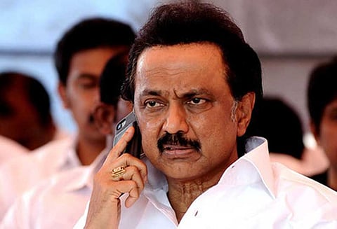 இணையதள சேவை முடக்கத்தை மத்திய, மாநில அரசுகள் கைவிட வேண்டும் - மு.க. ஸ்டாலின்