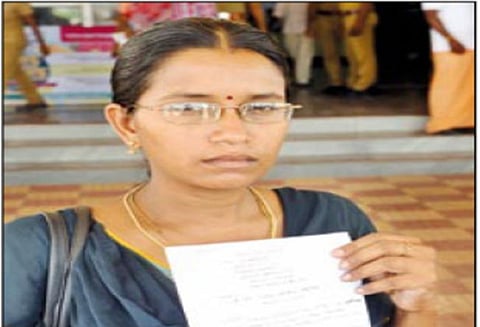 தனியார் பள்ளிகளில் அதிகாரிகள் ஆய்வு மேற்கொள்ள வேண்டும் கலெக்டரிடம் நுகர்வோர் நலமன்றத்தினர் மனு