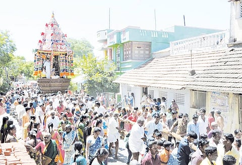 திருமயம் சத்தியமூர்த்தி பெருமாள் கோவிலில் வைகாசி விசாக தேரோட்டம்