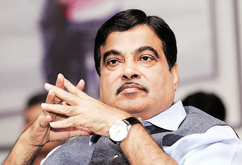 பா.ஜனதா-சிவசேனா கூட்டணி தொடர்வதையே விரும்புகிறேன் மத்திய மந்திரி நிதின் கட்காரி பேட்டி