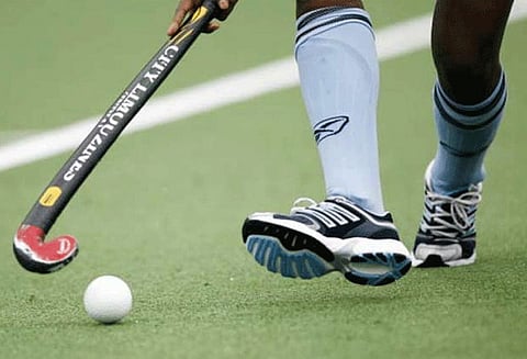 ‘சூப்பர் சிக்ஸ்’ ஹாக்கி லீக்: இந்தியன் ஓவர்சீஸ் வங்கி அணி ‘சாம்பியன்’