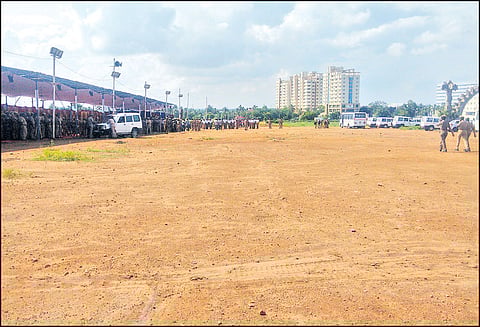 தீபாவளி பண்டிகையையொட்டி கிளாம்பாக்கத்தில் தற்காலிக பஸ் நிலையம்