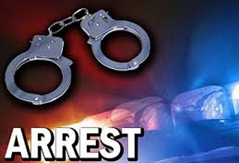 பள்ளி மாணவியை கர்ப்பமாக்கிய முதியவர் - போக்சோ சட்டத்தில் கைது