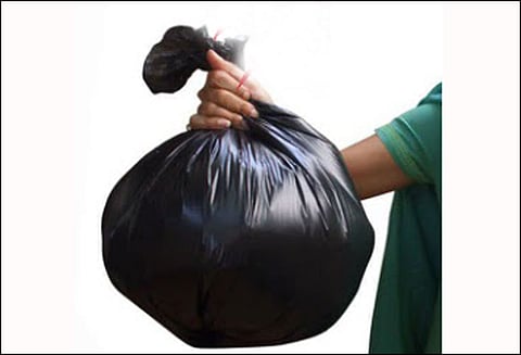 கழிவுநீர் வாய்க்கால்களில் குப்பைகளை கொட்டினால் அபராதம் கவர்னர் கிரண்பெடி உத்தரவு