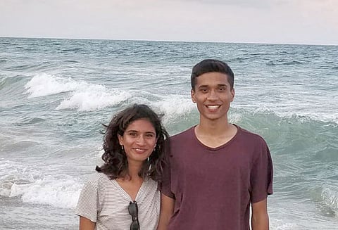 புதுவை அருகே கடல் அலையில் சிக்கி பலியான காதல் ஜோடி உடல்கள் கரை ஒதுங்கின