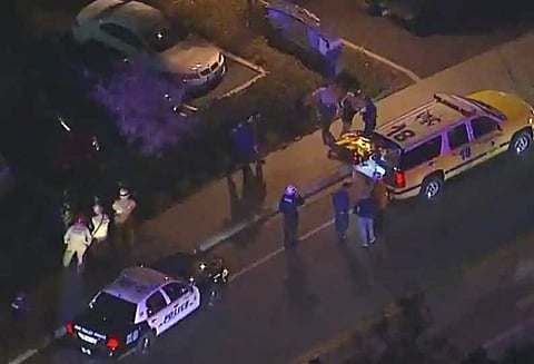 கலிபோர்னியா இரவு விடுதியில் மர்ம நபர் நடத்திய துப்பாக்கி சூட்டில் 11 பேர் உயிரிழப்பு