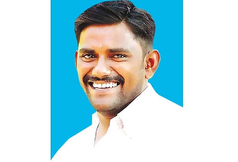 திருவாரூரில் தகராறை தடுக்க முயன்றவர் அரிவாளால் வெட்டிக்கொலை