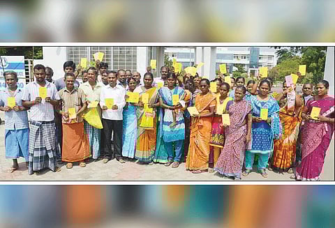 நாமக்கல்லில் தீபாவளி சீட்டு நடத்தி ரூ.1 கோடி மோசடி பாதிக்கப்பட்டவர்கள் போலீஸ் சூப்பிரண்டிடம் புகார்