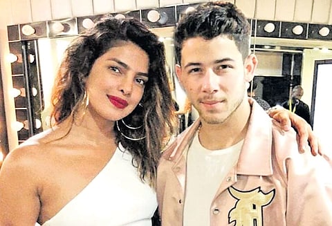 திருமண புகைப்படங்களை ரூ.18 கோடிக்கு விற்ற பிரியங்கா சோப்ரா