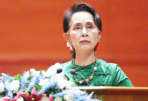 மியான்மர் தலைவர் சூ கி, சர்வதேச கவுரவத்தை பறி கொடுத்தார்