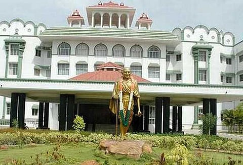 திருப்பரங்குன்றம், திருவாரூர் தொகுதிகளில் இடைத்தேர்தல் நடத்துவது எப்போது? தேர்தல் கமிஷனுக்கு, ஐகோர்ட்டு கேள்வி