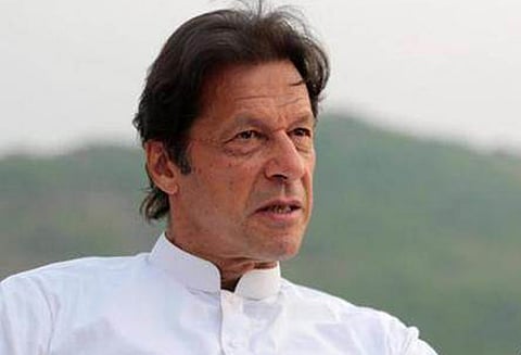 இம்ரான்கான் உதவியாளர் நியமனத்தில் சர்ச்சை : பாகிஸ்தான் சுப்ரீம் கோர்ட்டு விளக்கம் கேட்கிறது