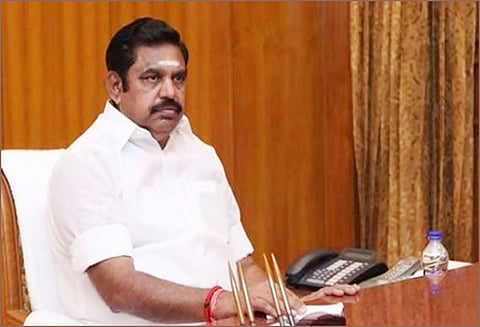 புயலில் சிக்கி உயிர் இழந்த மாடுகளுக்கு தலா ரூ.30 ஆயிரம், ஆடுகளுக்கு தலா ரூ.3 ஆயிரம் இழப்பீடு எடப்பாடி பழனிசாமி அறிவிப்பு