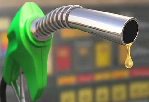 தமிழகம், புதுச்சேரியில் புதிதாக 5,257 பெட்ரோல் நிலையங்கள் திறக்க எண்ணெய் நிறுவனங்கள் திட்டம் அதிகாரிகள் தகவல்