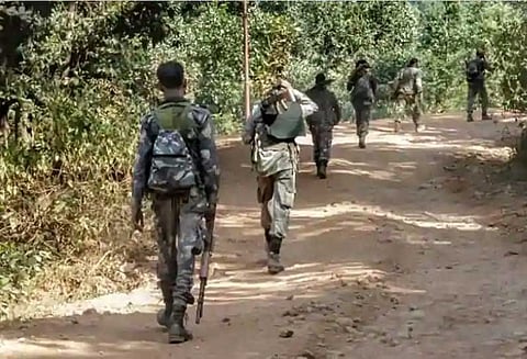 சத்தீஷ்காரில் கடும் துப்பாக்கி சண்டை; பாதுகாப்பு படை அதிரடி நடவடிக்கையில் 9 மாவோயிஸ்ட்கள் சுட்டுக்கொலை