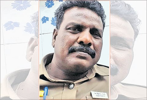 அமைந்தகரையில் விபசார அழகிக்கு உடந்தையாக இருந்த போலீஸ் ஏட்டு பணி இடைநீக்கம்