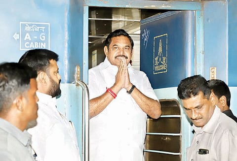 நாகை-திருவாரூர் மாவட்டங்களில், புயல் சேத பகுதிகளை முதல்-அமைச்சர் எடப்பாடி பழனிசாமி இன்று பார்வையிடுகிறார்