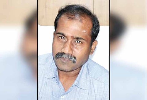 நீர்நிலை ஆக்கிரமிப்பை அகற்ற கோரி வழக்கு: சிவகங்கை கலெக்டர், ஐகோர்ட்டில் ஆஜராகி விளக்கம்