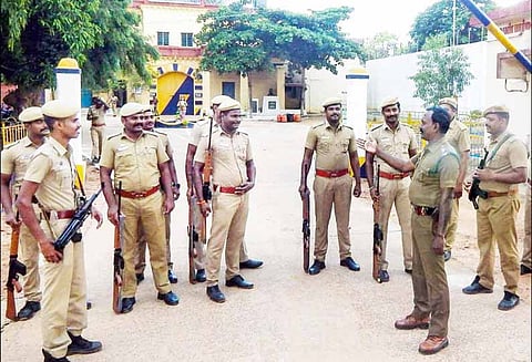 பயங்கரவாத அமைப்பை சேர்ந்த அன்சர்மீரானை கோர்ட்டில் ஆஜர்படுத்துவதில் சிக்கல்