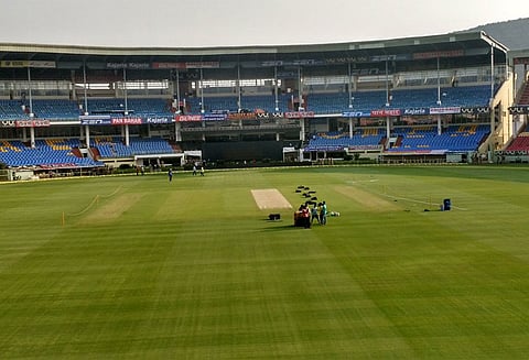 இந்தியா-வெஸ்ட் இண்டீஸ் 2-வது ஒரு நாள் போட்டி: விசாகப்பட்டினத்திற்கு மாற்றம்