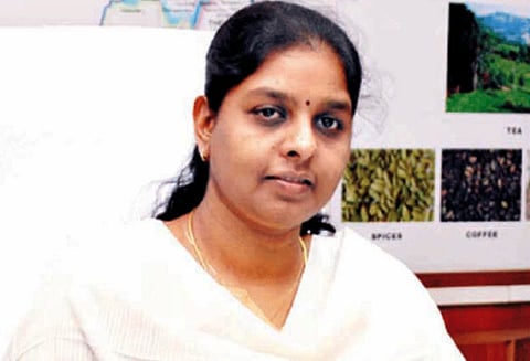 வட்டார போக்குவரத்து அலுவலகத்தின் அனைத்து பணிகள்-சேவைகளுக்கு இணையதளம் மூலம் விண்ணப்பம்: கலெக்டர் தகவல்