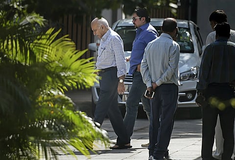 பெண் பத்திரிக்கையாளர்களுக்கு ஆதரவா? எம்.ஜே. அக்பருக்கு ஆதரவா? பிரதமர் மோடிக்கு காங்கிரஸ் கேள்வி