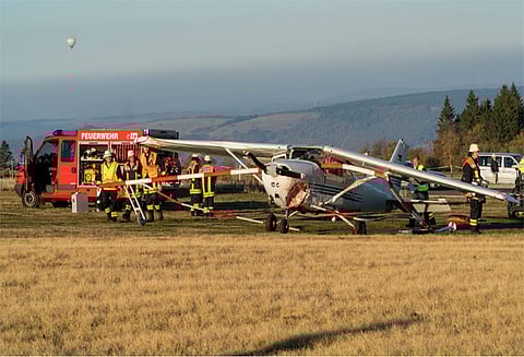 ஜெர்மனியில் விமானம் மோதி 3 பேர் பலி