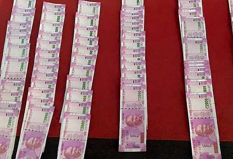 மத்திய பிரதேச தேர்தலுக்கு முன்னதாக ரூ. 3 கோடிக்கு போலி ரூபாய் நோட்டுக்களை அச்சடிக்க ஆர்டர்! போலீஸ் விசாரணை