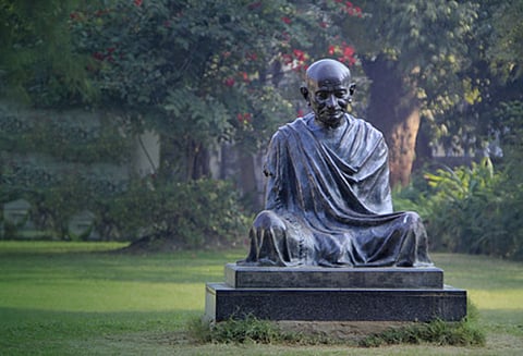 காந்தியப் பொருளியல் இன்றைக்கு ஏற்றதா?