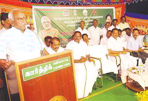 சபரிமலை அய்யப்பன் கோவில் விதிமுறைகளை பக்தர்கள் கடைபிடிக்க வேண்டும் பொன்.ராதாகிருஷ்ணன் பேட்டி