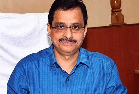 போலிநிதி நிறுவனங்களை நம்பவேண்டாம்: அஞ்சலக சேமிப்பு திட்டத்தில் முதலீடு செய்யுங்கள் - கலெக்டர் உலக சிக்கனநாள் வாழ்த்து