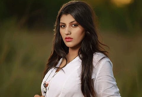 “என்னை படுக்கைக்கு அழைத்த பெரிய டைரக்டர்” - நடிகை யாஷிகா புகார்