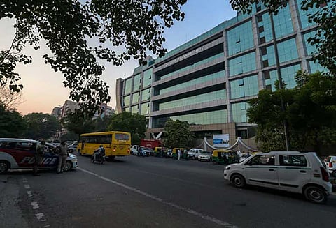 சிபிஐ சிறப்பு இயக்குநருக்கு எதிராக ஊழல் புகார் கொடுத்தவர் பாதுகாப்பு கேட்டு மனு