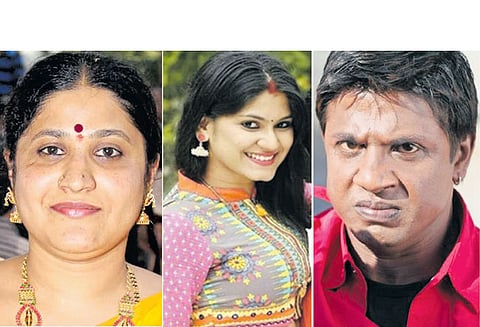 வீடு புகுந்து தாக்கும் வீடியோ வெளியானது : 2 மனைவிகள் அடிதடியால் கன்னட நடிகர் தவிப்பு