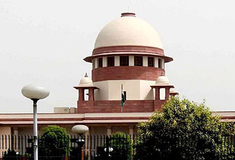 பணி இடமாற்றத்தை எதிர்த்து சி.பி.ஐ. அதிகாரி சுப்ரீம் கோர்ட்டில் வழக்கு