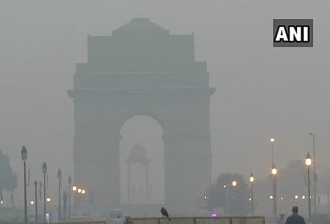 டெல்லியில் காற்று மாசு அதிகரிப்பு : மக்கள் அவதி