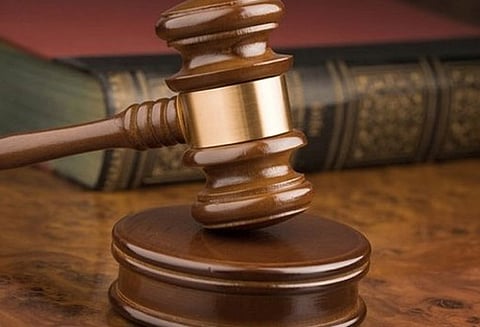 மாற்றுத்திறனாளி உதவித்தொகைக்கு லஞ்சம் வாங்கிய வருவாய் ஆய்வாளருக்கு 4 ஆண்டு ஜெயில் - வேலூர் கோர்ட்டு தீர்ப்பு