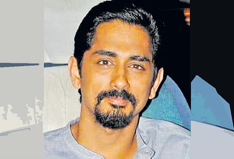 மாணவி சோபியா சம்பவம்: நடிகர் சித்தார்த் கருத்து