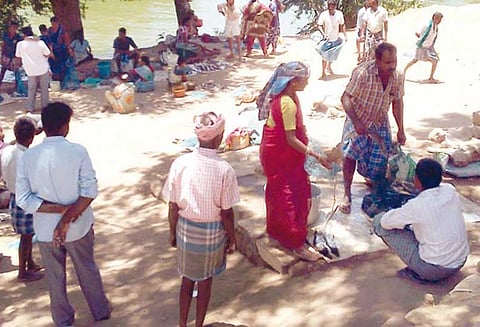 மாயனூரில் மீன்பிடித்தொழில் தொடங்கியது