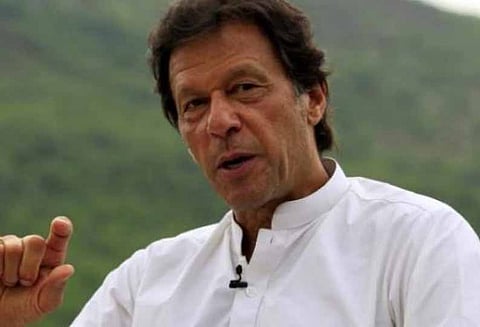 பாகிஸ்தானில் ஒருவருடத்திற்கு ஸ்மார்ட் போன்- கார்கள் இறக்குமதி செய்ய தடை?