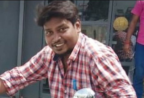 அன்னவாசல் அருகே கிராம நிர்வாக அதிகாரி திராவகம் குடித்து தற்கொலை